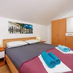 Bezauberndes Nur 80 Meter Zum Mit Grandiosem Meerblick Appartement *